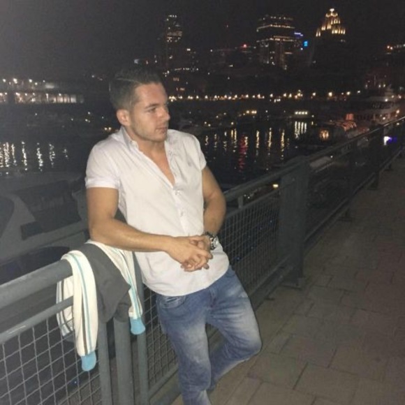 Meet your Posher, Dino - Picture 1 of 1